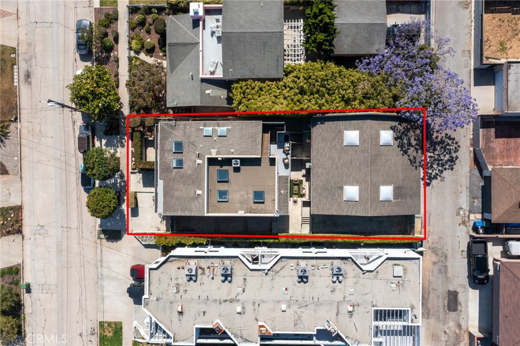 726 W 37th Street