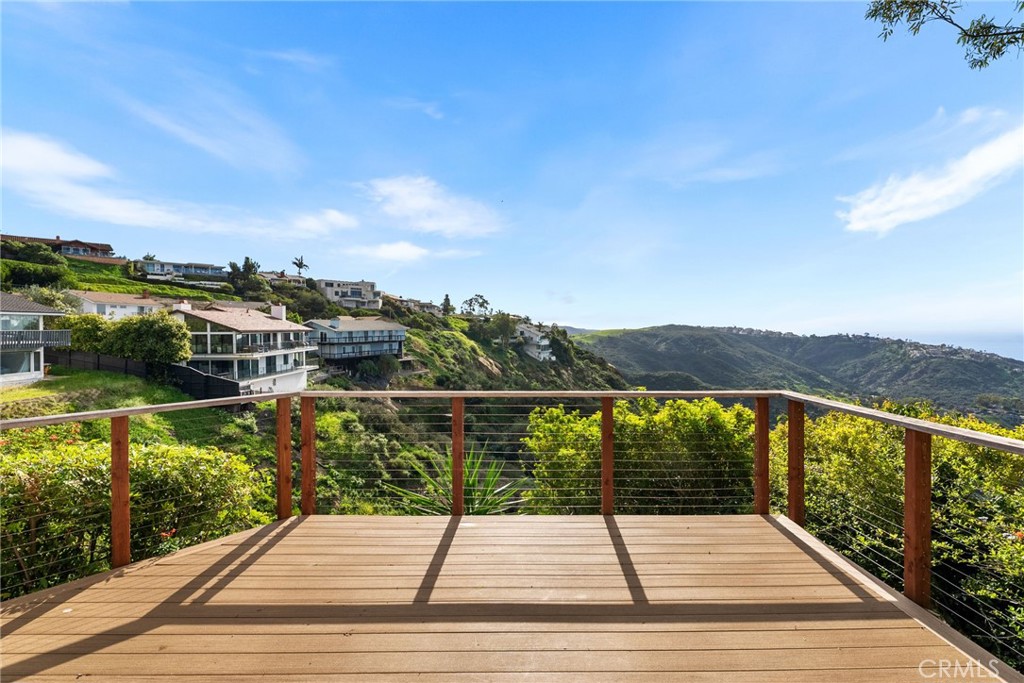 2575 Temple Hills Drive