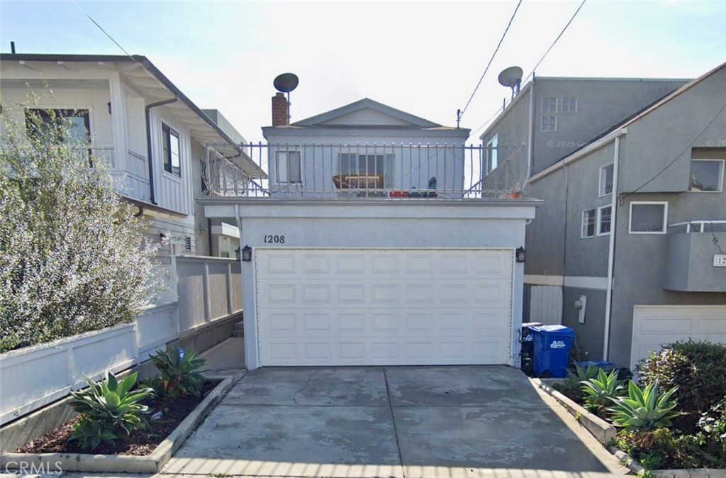 1208 10th Street