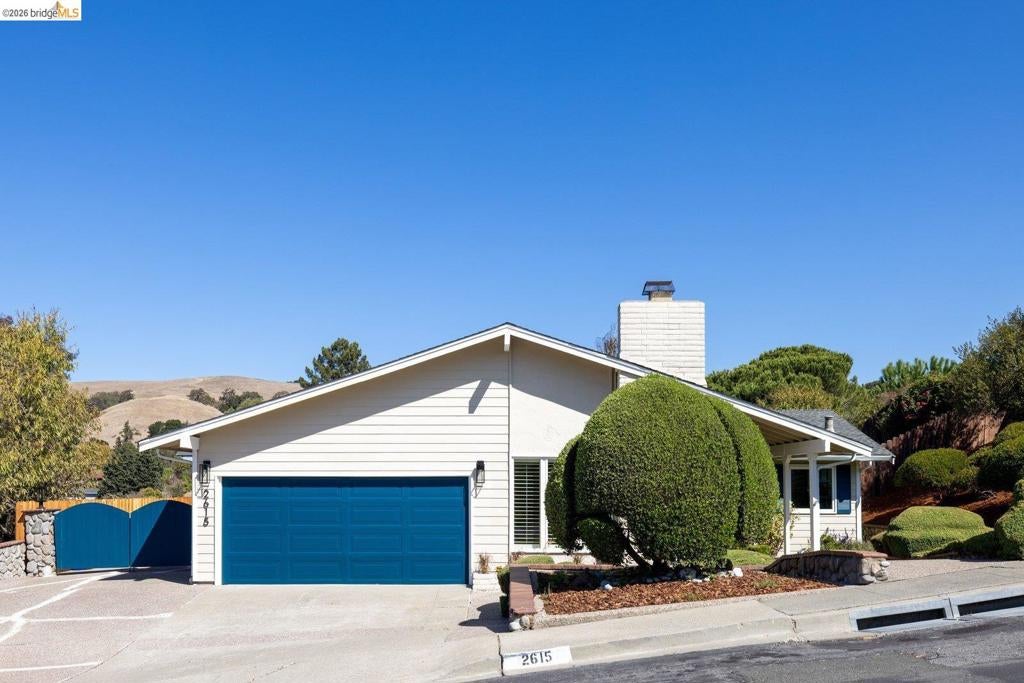2615 Alhambra Way