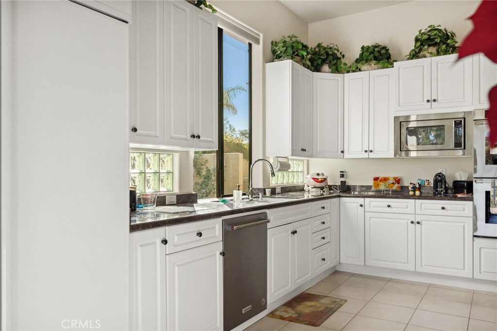 Mission Hills/Fairway(1862) - Residential