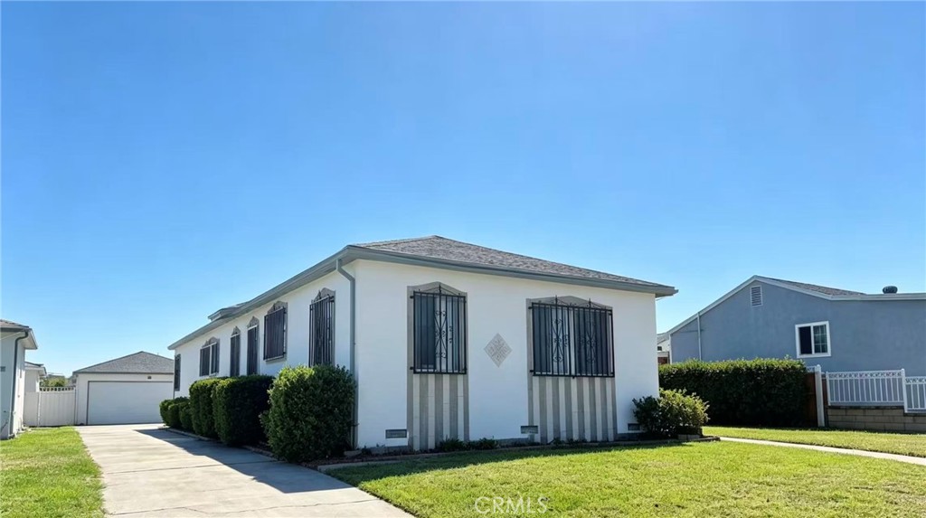 1305 S Ethel