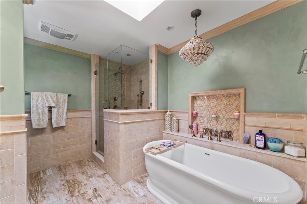 Custom Agua Dulce (CADUL) - Residential