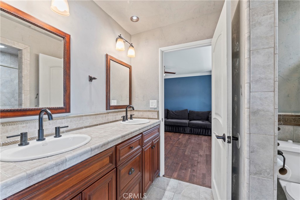 Custom Agua Dulce (CADUL) - Residential