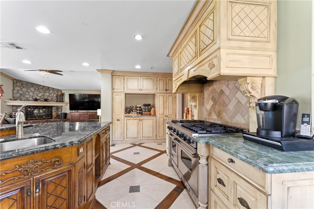 Custom Agua Dulce (CADUL) - Residential