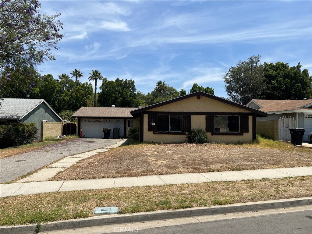 3441 crownsworth