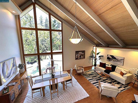 Photo of 163 El Toyonal, Orinda, CA 94563 (MLS # 41137433)