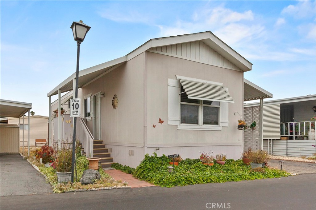3210 Santa Maria Way 19