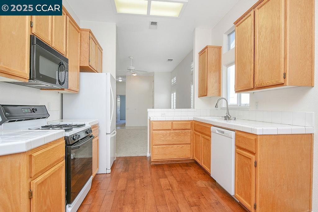 SUMMERSET 1 - Residential