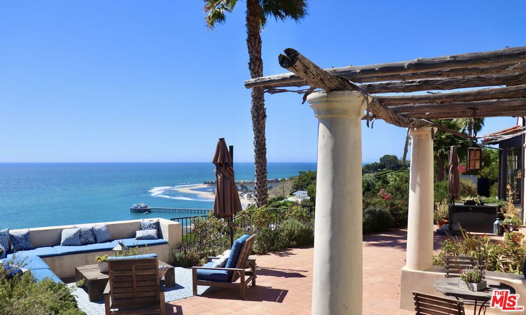 22800 Beckledge Terrace, Malibu CA 90265
