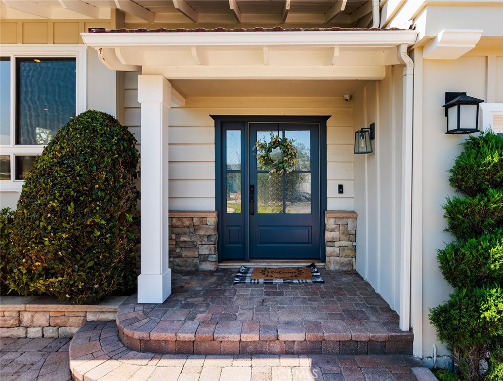 17582 Meredith Dr.
