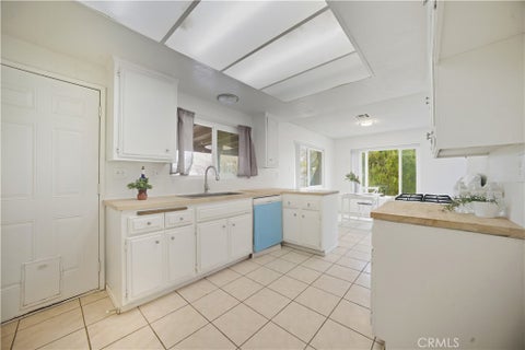 Photo of 26763 Cumberland Ln, Helendale, CA 92342 (MLS # CV26017909)