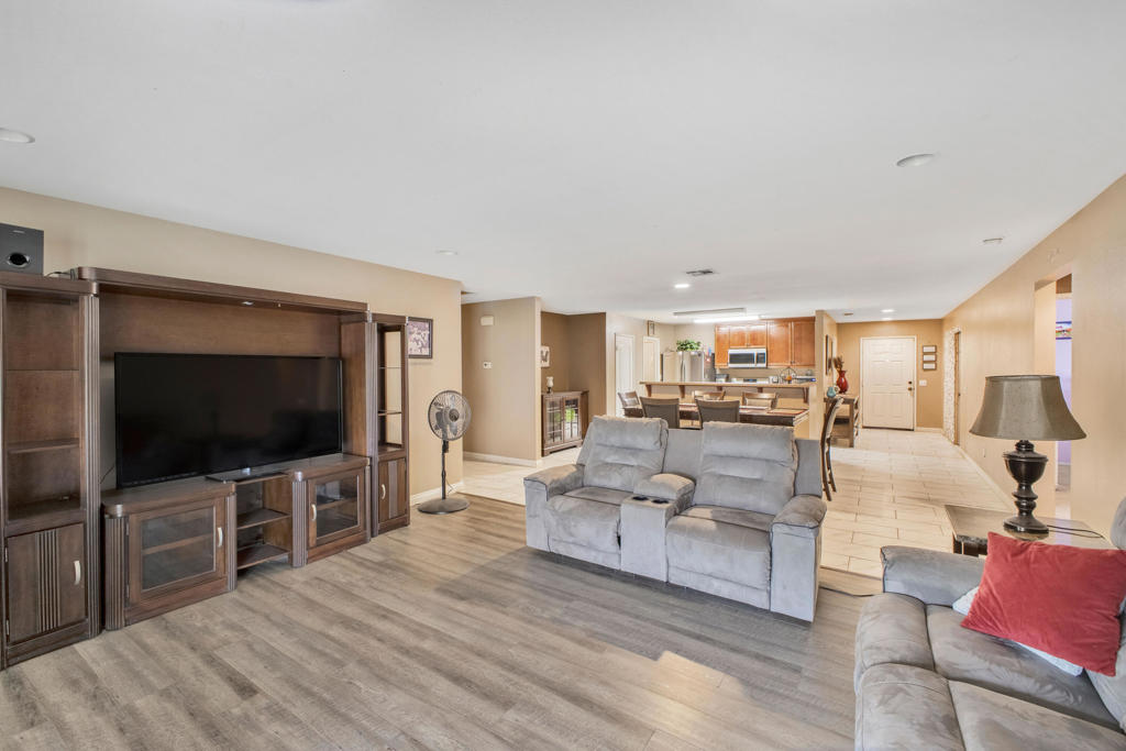 Aventine - Residential