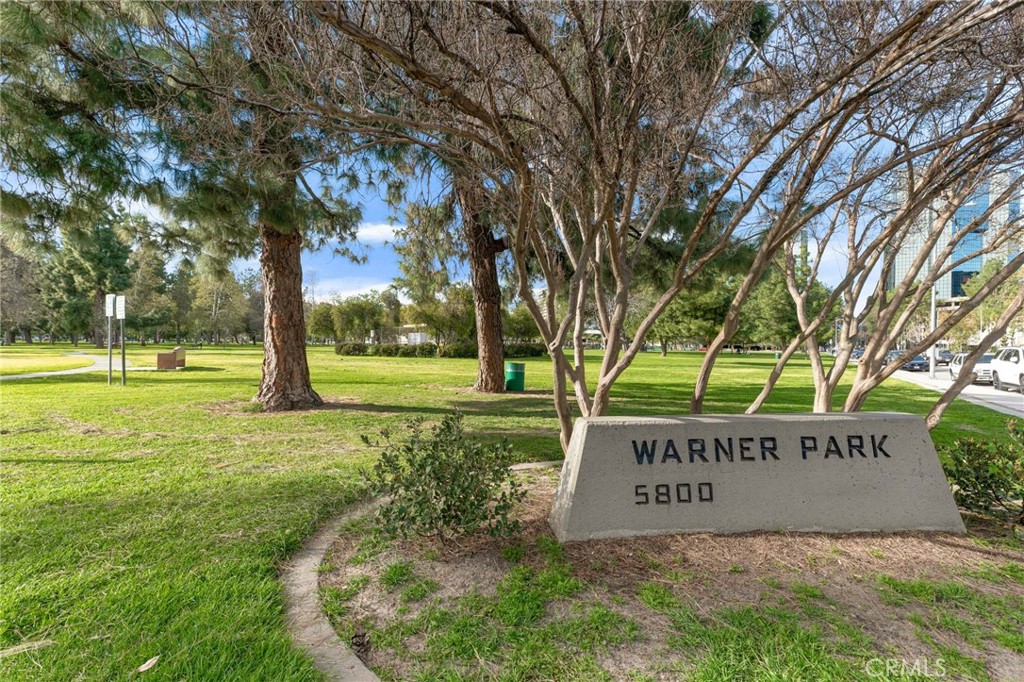 5757 Owensmouth Avenue 20