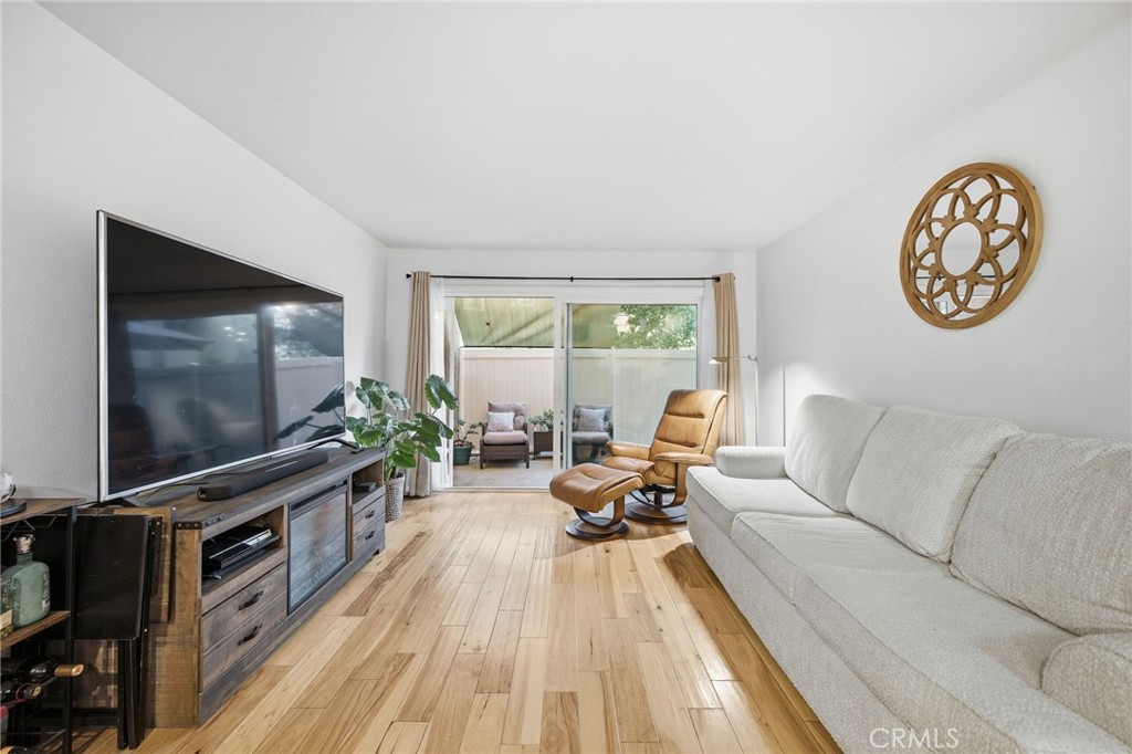 1101 W Macarthur 229