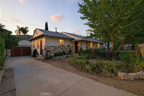 Photo of 8545 Forsythe Street, Sunland, CA 91040 (MLS # SR25247834) Photo of 8545 Forsythe Street, Sunland, CA 91040 (MLS # SR25247834)
