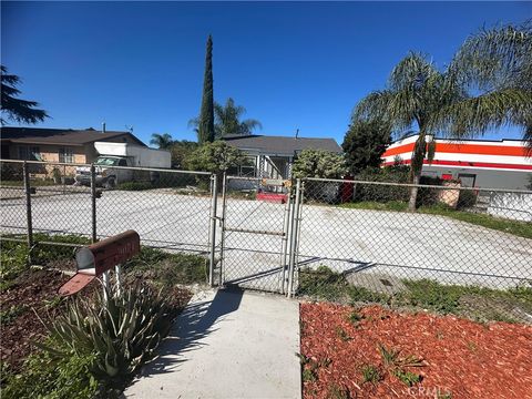 Photo of 119 Collwood Ave, La Puente, CA 91746 (MLS # CV26024456)