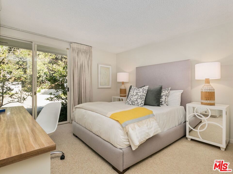 Rivas Canyon Road - Residential