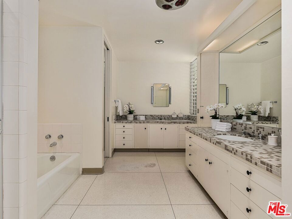 Rivas Canyon Road - Residential