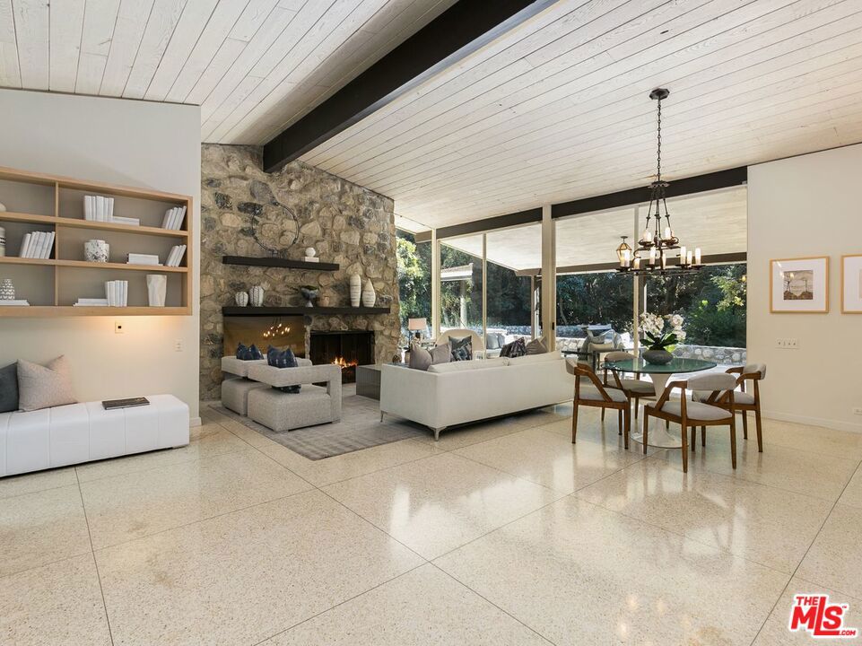 Rivas Canyon Road - Residential