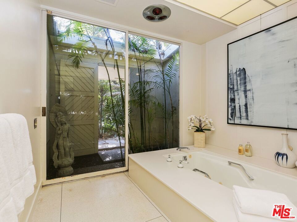 Rivas Canyon Road - Residential