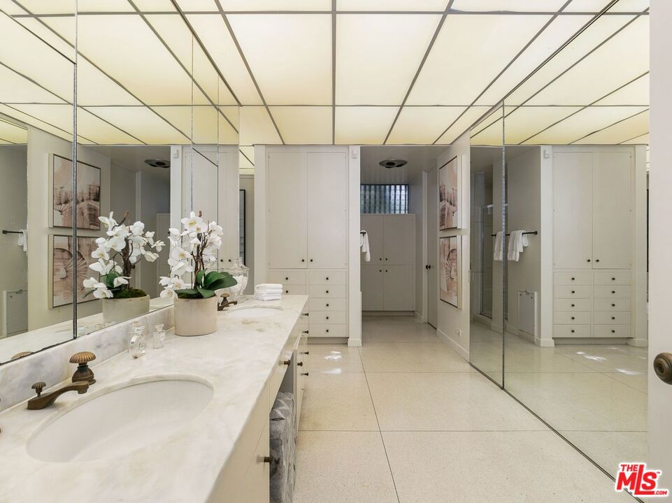 Rivas Canyon Road - Residential