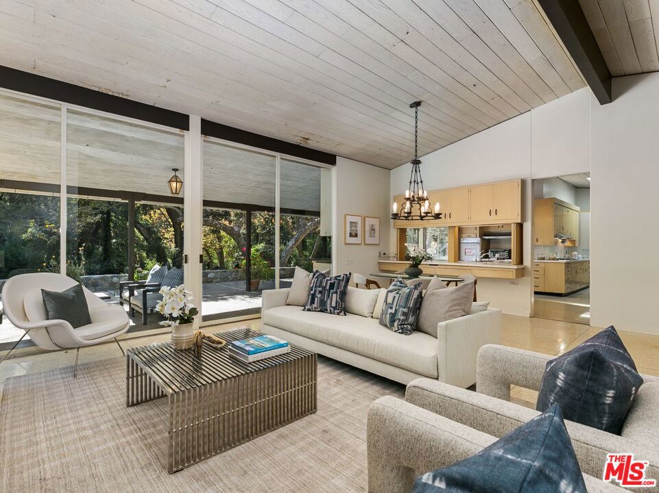 Rivas Canyon Road - Residential