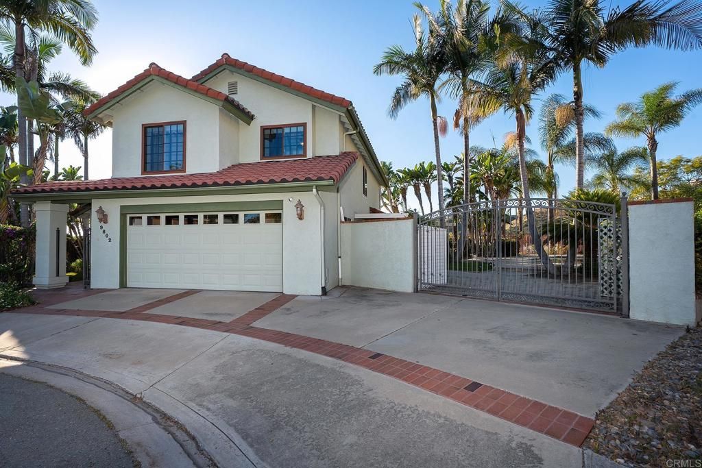 Photo of 9802 LYNCAROL DR Dr, La Mesa, CA 91941 (MLS # PTP2602336)