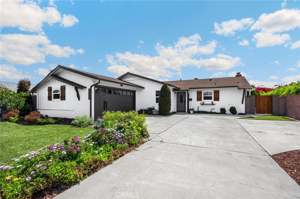 13792 Willow Lane