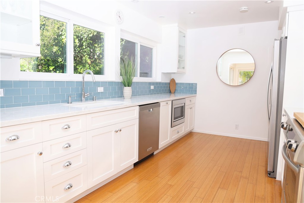 21703 Ocean Vista 201