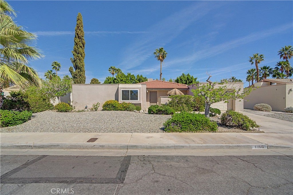 1360 E Gem Circle