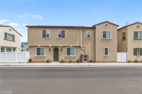 Photo of 1340 Plaza Del Amo, Torrance, CA 90501 (MLS # SB26059083)
