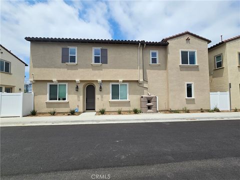 Photo of 1340 Plaza Del Amo, Torrance, CA 90501 (MLS # SB26059083)