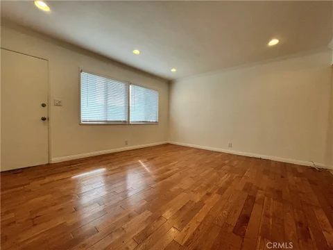 MLS: SB26190071