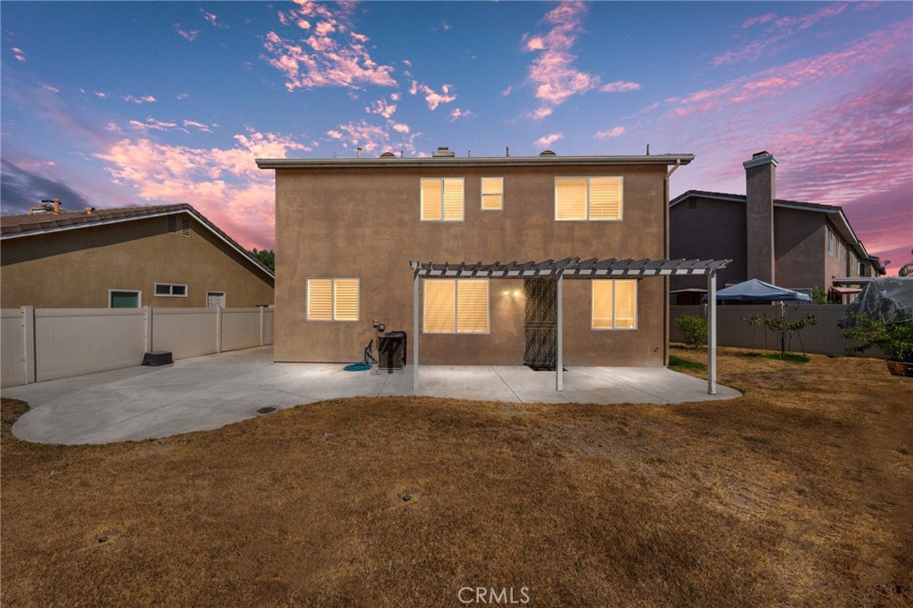 909 Heron Drive