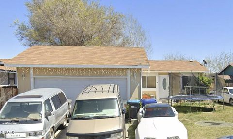 43716 22ND Street E Lancaster CA 93535