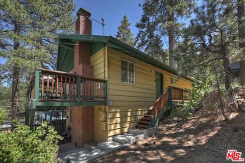 Tiny photo for 42979 Fern Avenue, Big Bear, CA 92315 (MLS # 26834901)