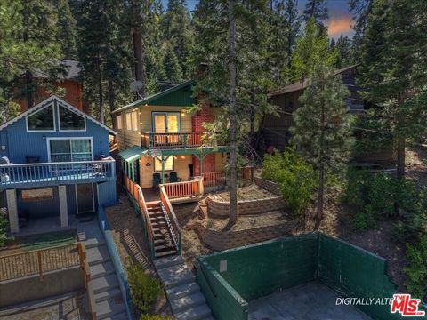Photo of 42979 Fern Avenue, Big Bear, CA 92315 (MLS # 26834901)