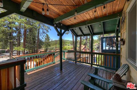 Tiny photo for 42979 Fern Avenue, Big Bear, CA 92315 (MLS # 26834901)