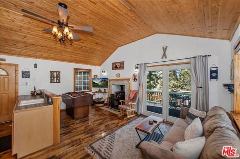 Tiny photo for 42979 Fern Avenue, Big Bear, CA 92315 (MLS # 26834901)