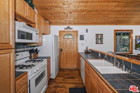 Tiny photo for 42979 Fern Avenue, Big Bear, CA 92315 (MLS # 26834901)