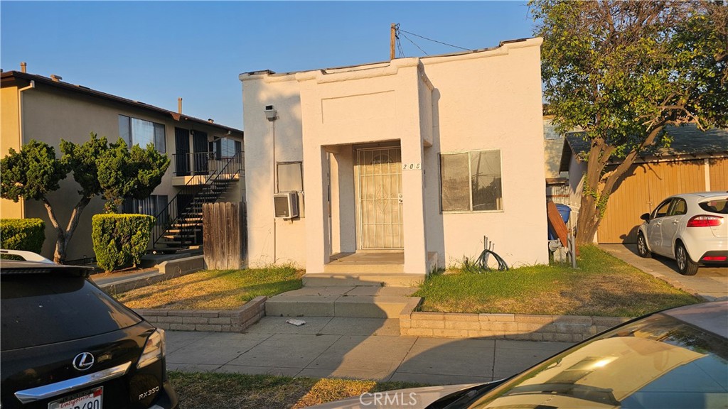 Whether you're looking to live in one unit and rent the others, or seeking a fully income-producing asset, this property delivers on both cash flow and long-term equity potential. With rising demand in the Montebello area, this is an opportunity you don't want to miss.