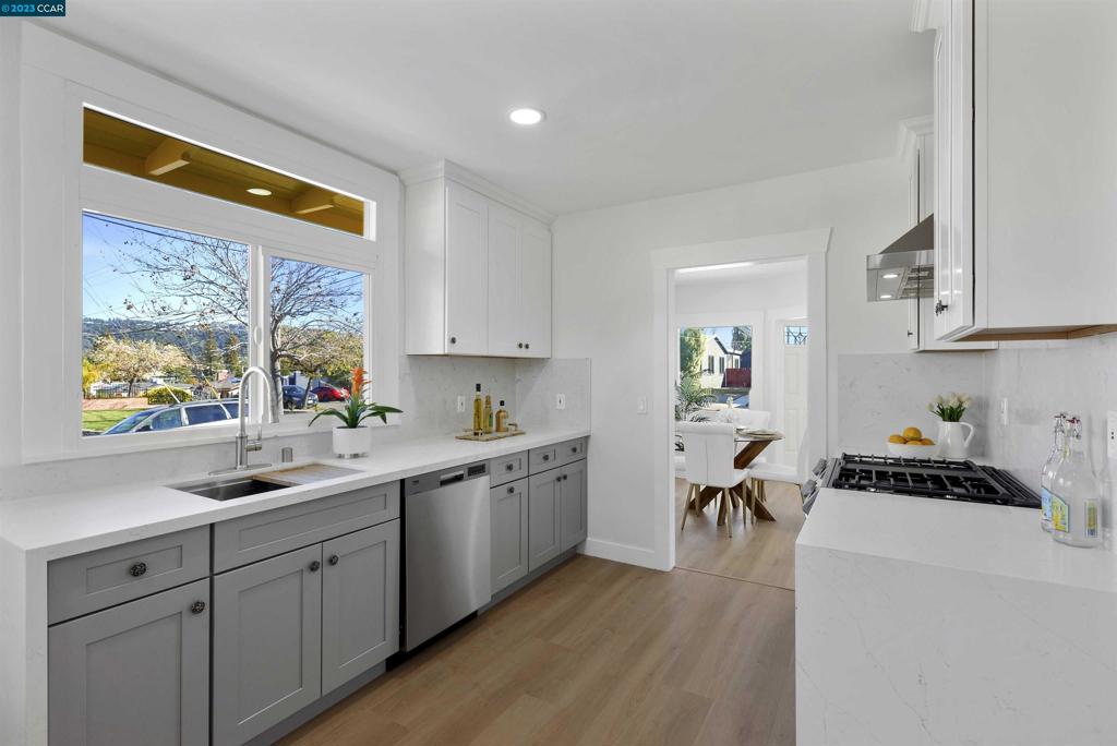 MAXWELL  PARK - Residential