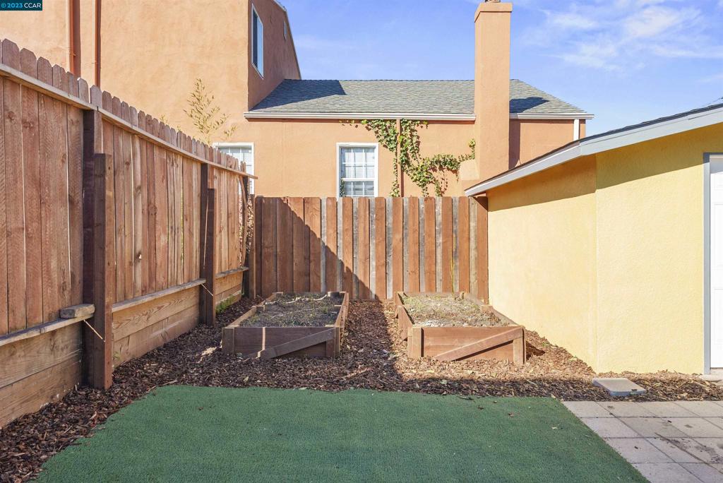 MAXWELL  PARK - Residential