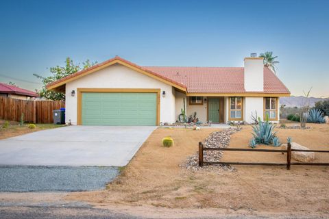 Photo of 58371 Ute Trail, Yucca Valley, CA 92284 (MLS # 219138581DA)