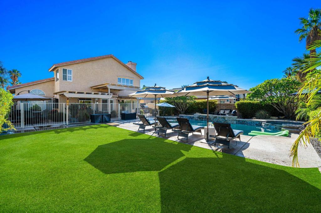 Acacia At La Quinta - Residential