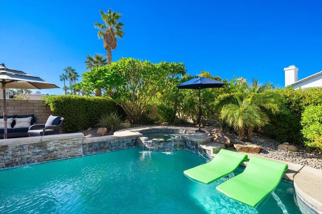 Acacia At La Quinta - Residential