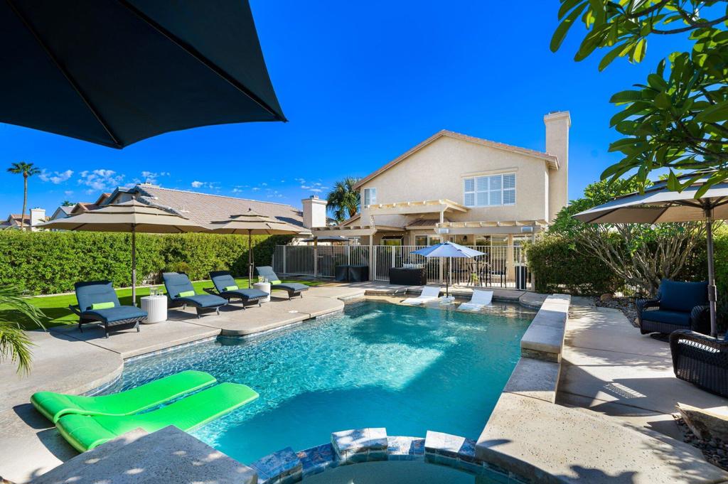 Acacia At La Quinta - Residential