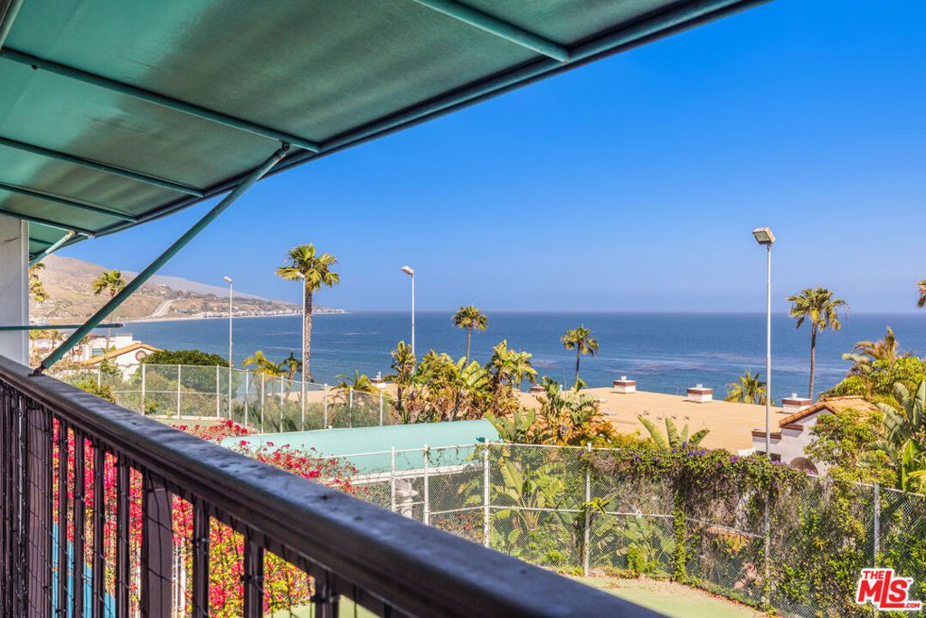 listing image 130726995636267219621