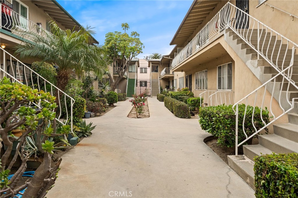 617 Cedar Avenue 11